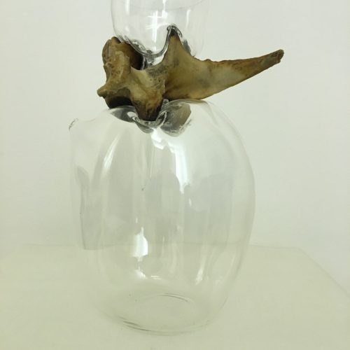 牛骨罐</br>Bone Jar